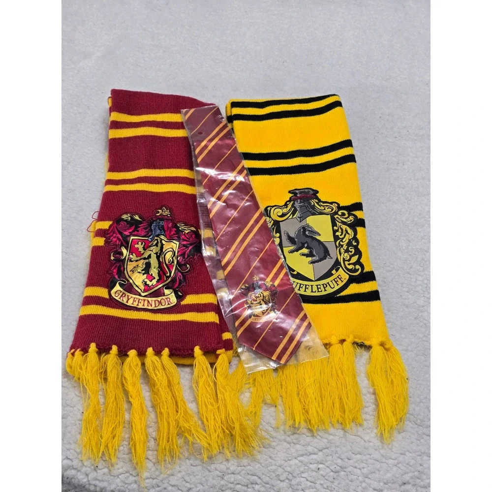 Harry Potter Gryffindor‎ Hufflepuff Scarf Tie Set Wizarding World Cosplay